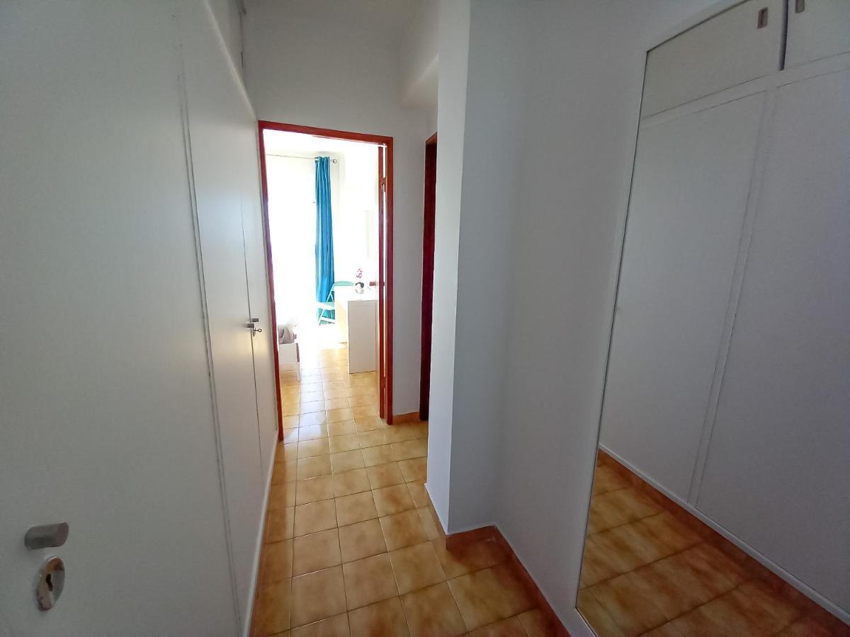 Mira Atlantico 13- Terraco Com Vista Mar E Cidade, Wifi, 80Mt Praia Quarteira Exterior photo